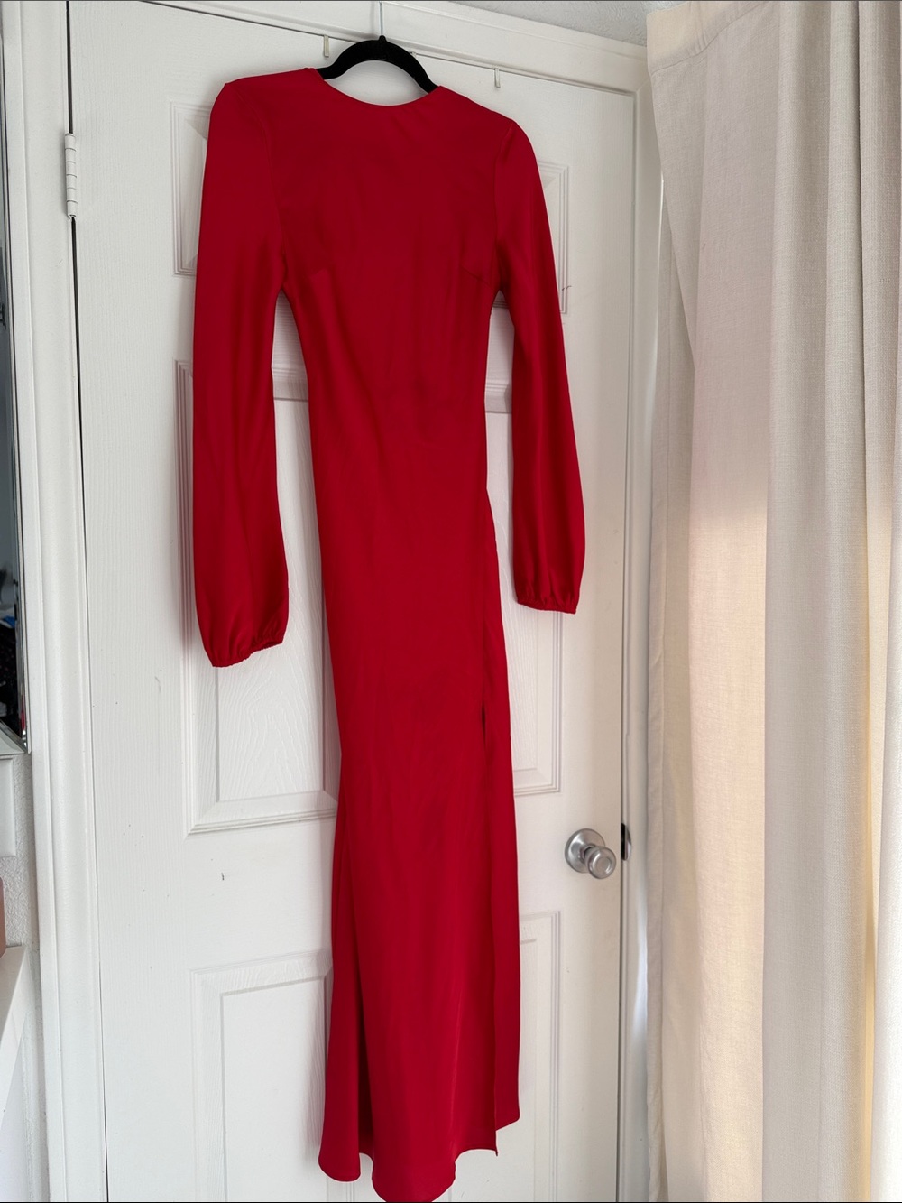 Astr The Label Elegant Red Long Sleeve Maxi Dress